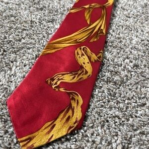 AKM hand made silk tie